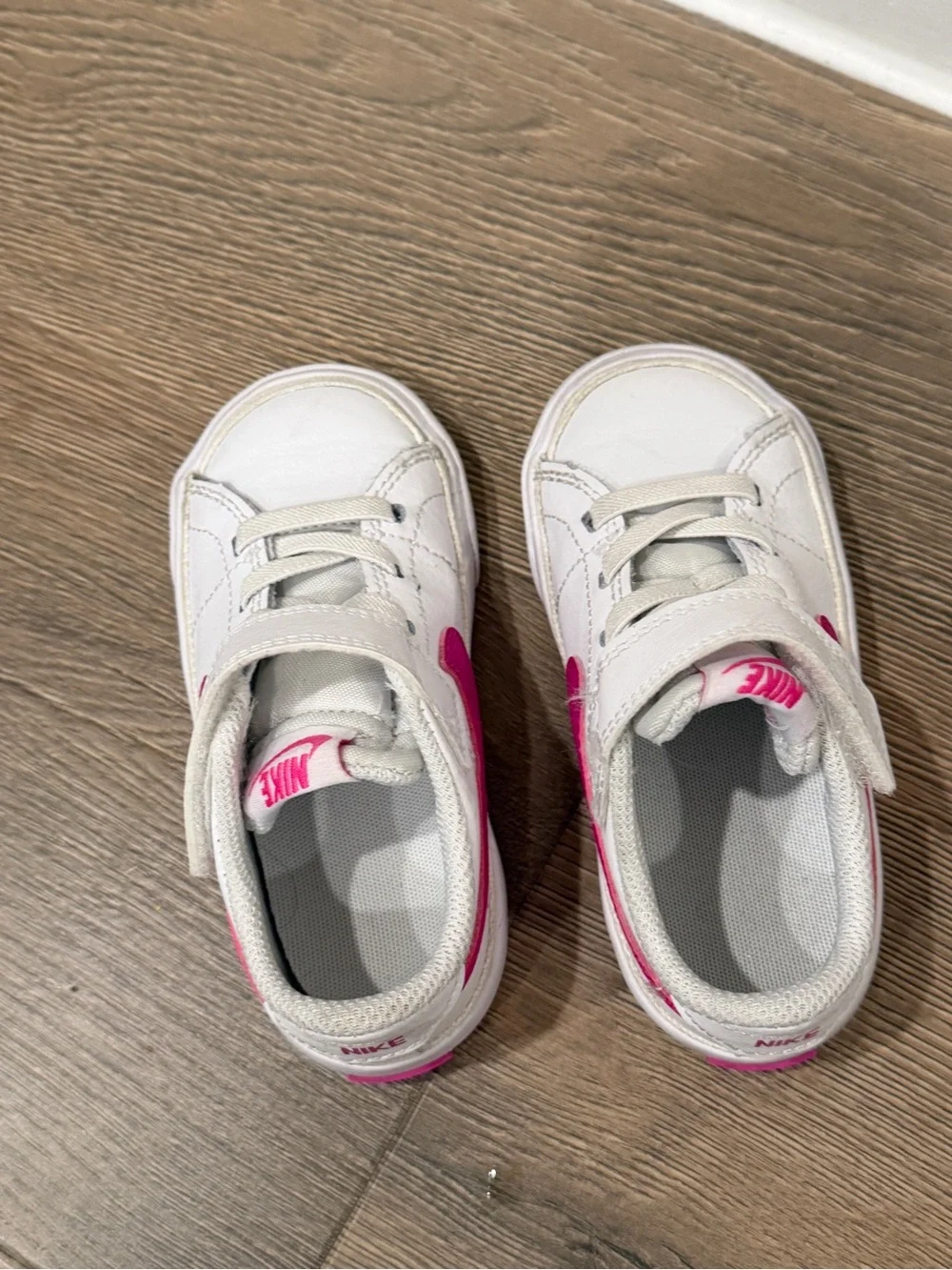 Nike court legacy sneakers pink & white toddler girls 7c